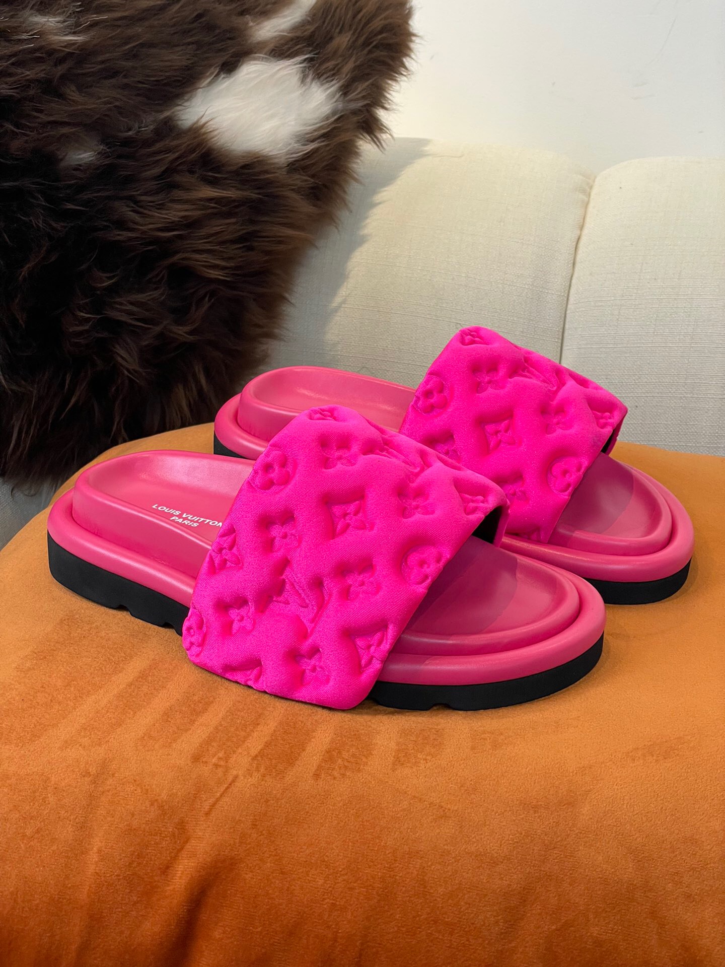 Pool Pillow Comfort Mules - Luxury Pink