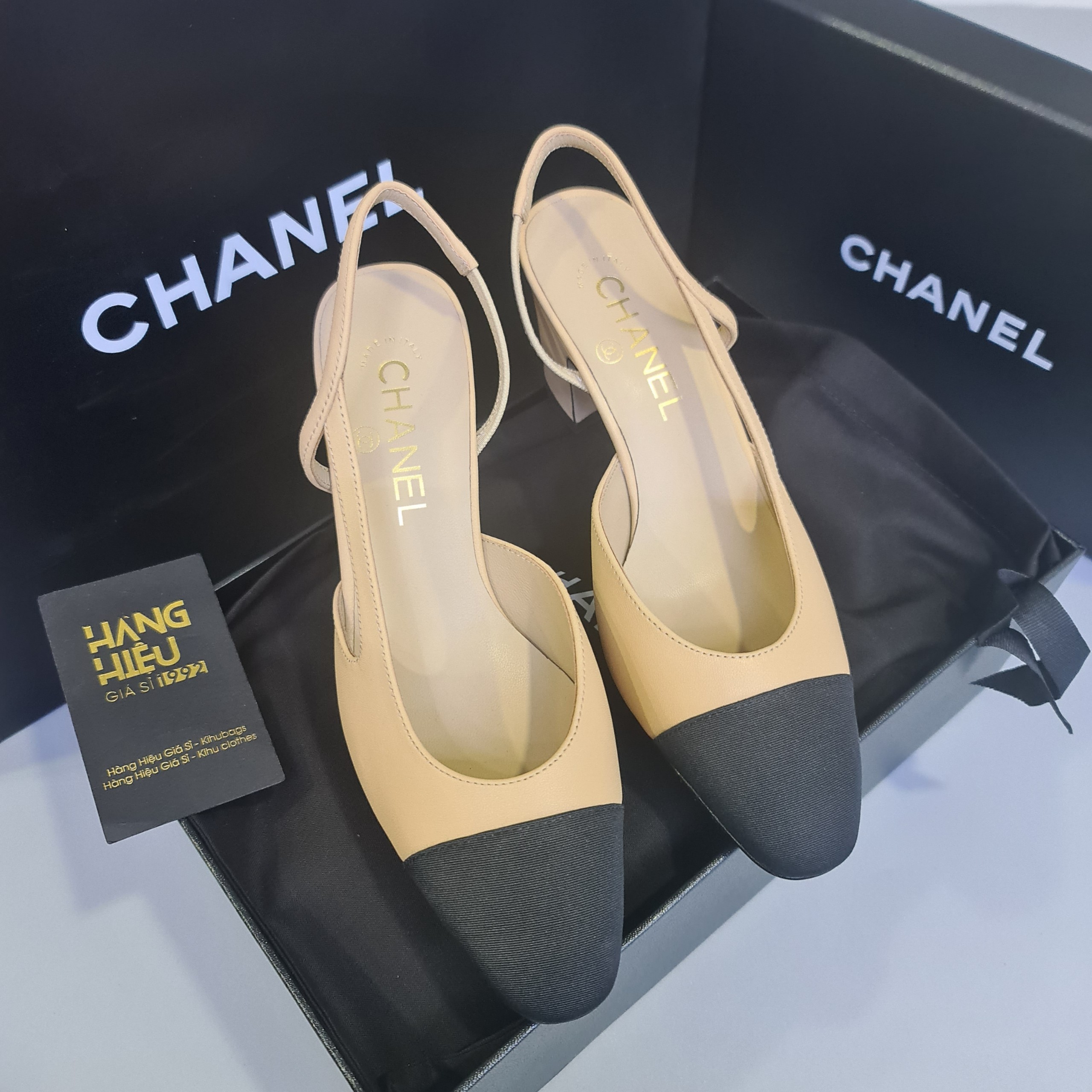 Chanel Slingback Heels Review  FAQs on Comfort Sizing and Price  Fashion  Jackson  Chanel slingback Fashion jackson Black heels outfit