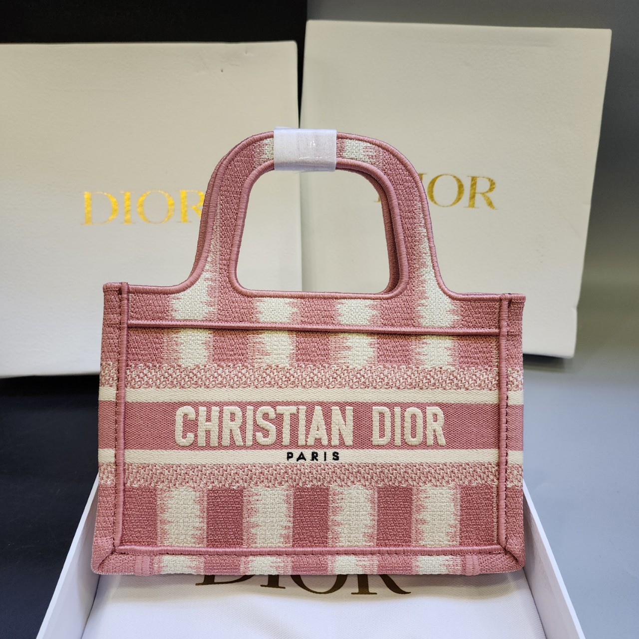 Spot Di  or pink mini shopping bag new Dior girl pink new color canvas  BOOK Tote bag shopping bag  Shopee Philippines