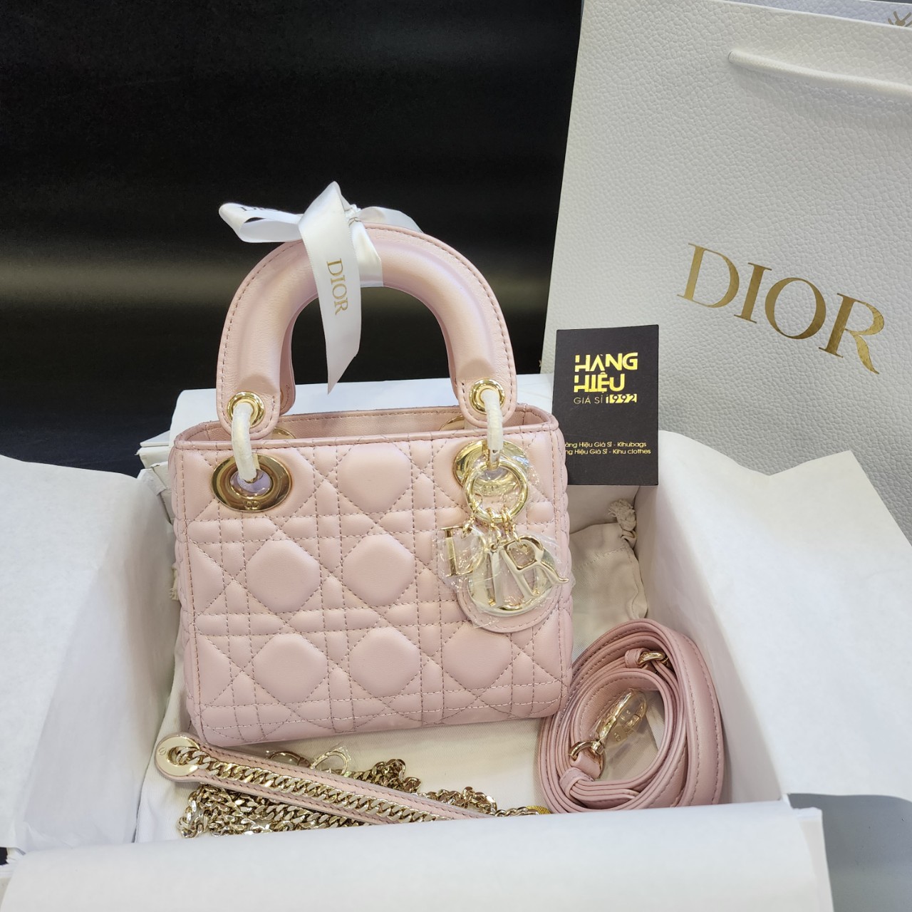 Lady Dior mini  chiếc túi hiệu làm say lòng các người đẹp Việt  VnExpress  Giải trí