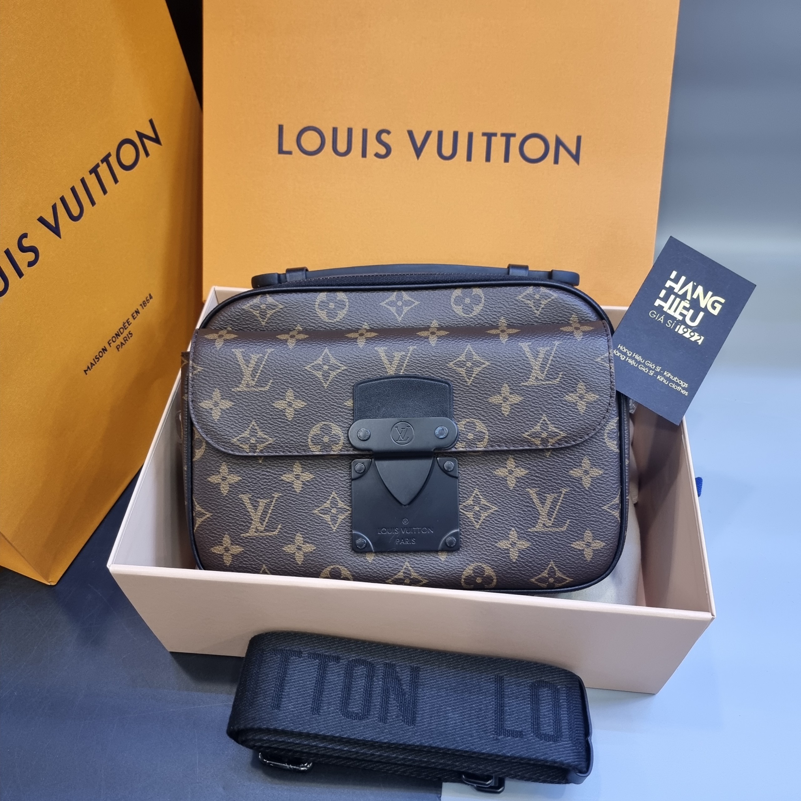 Louis Vuitton S Lock Messenger Bag 80570  TasBatam168