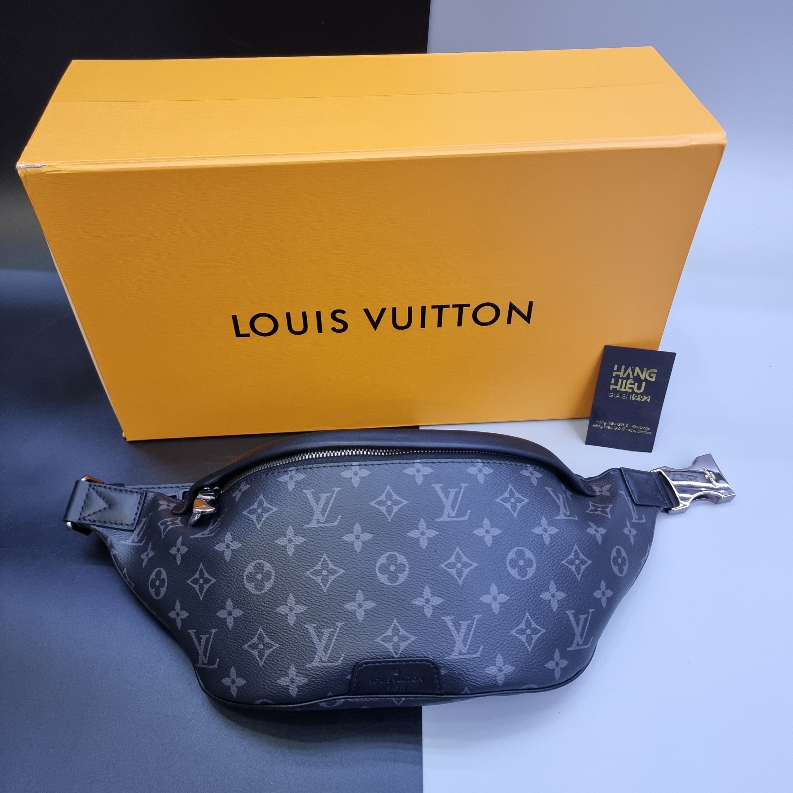 Best 25 Deals for Mens Louis Vuitton Belt Bag  Poshmark